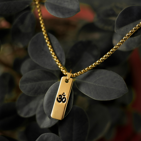 24K Gold Plated Prime Om Sleek Pendant Necklace