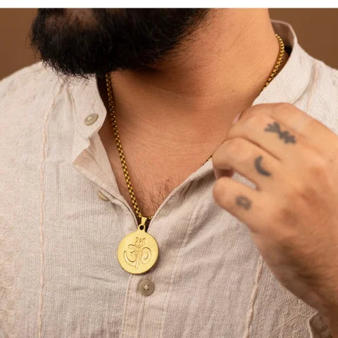 Om Halo — Round Gold