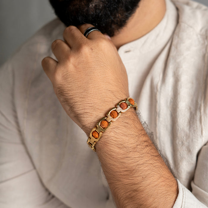 Vajra Rudra Kada