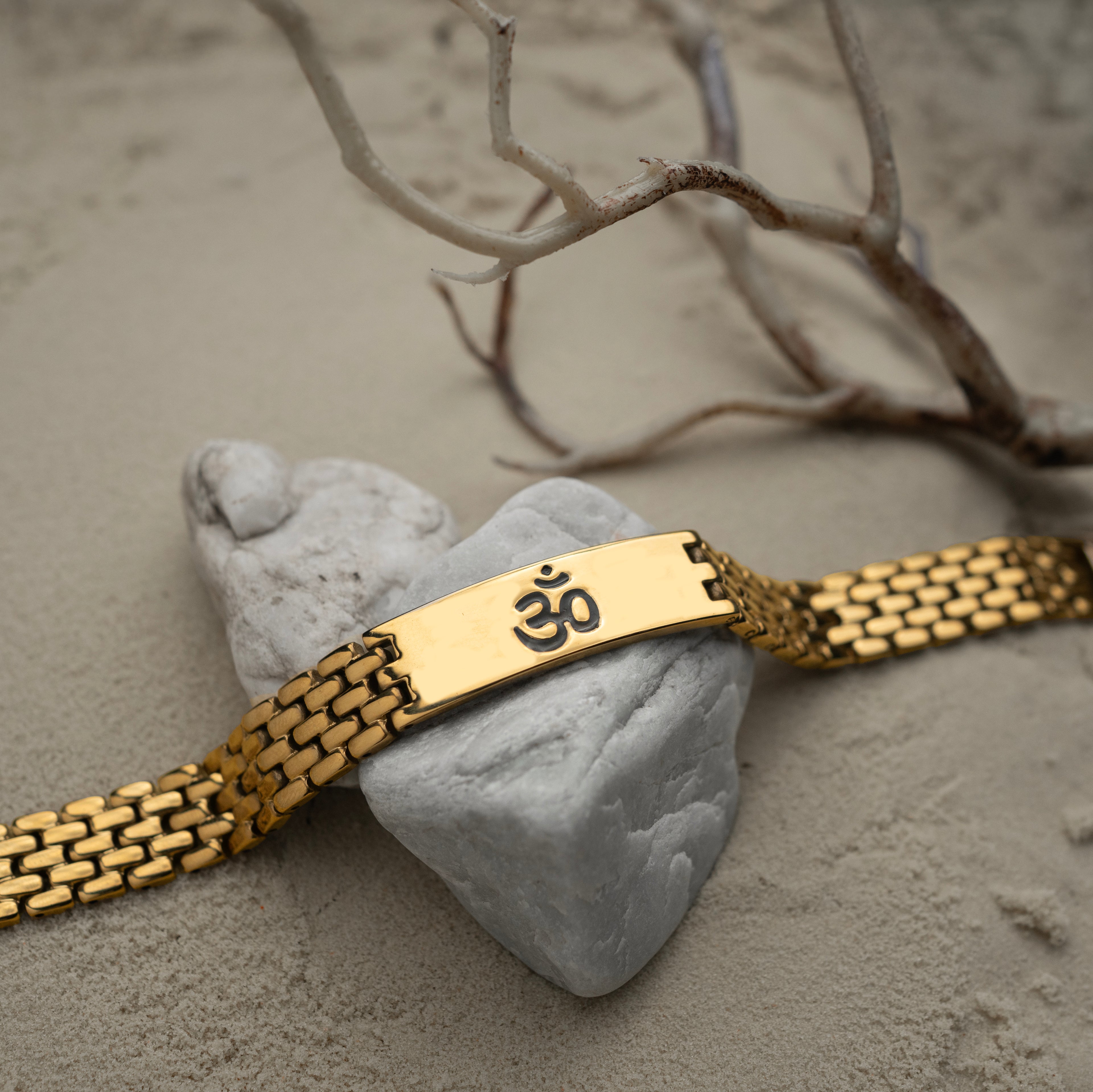 Men’s Om Kada