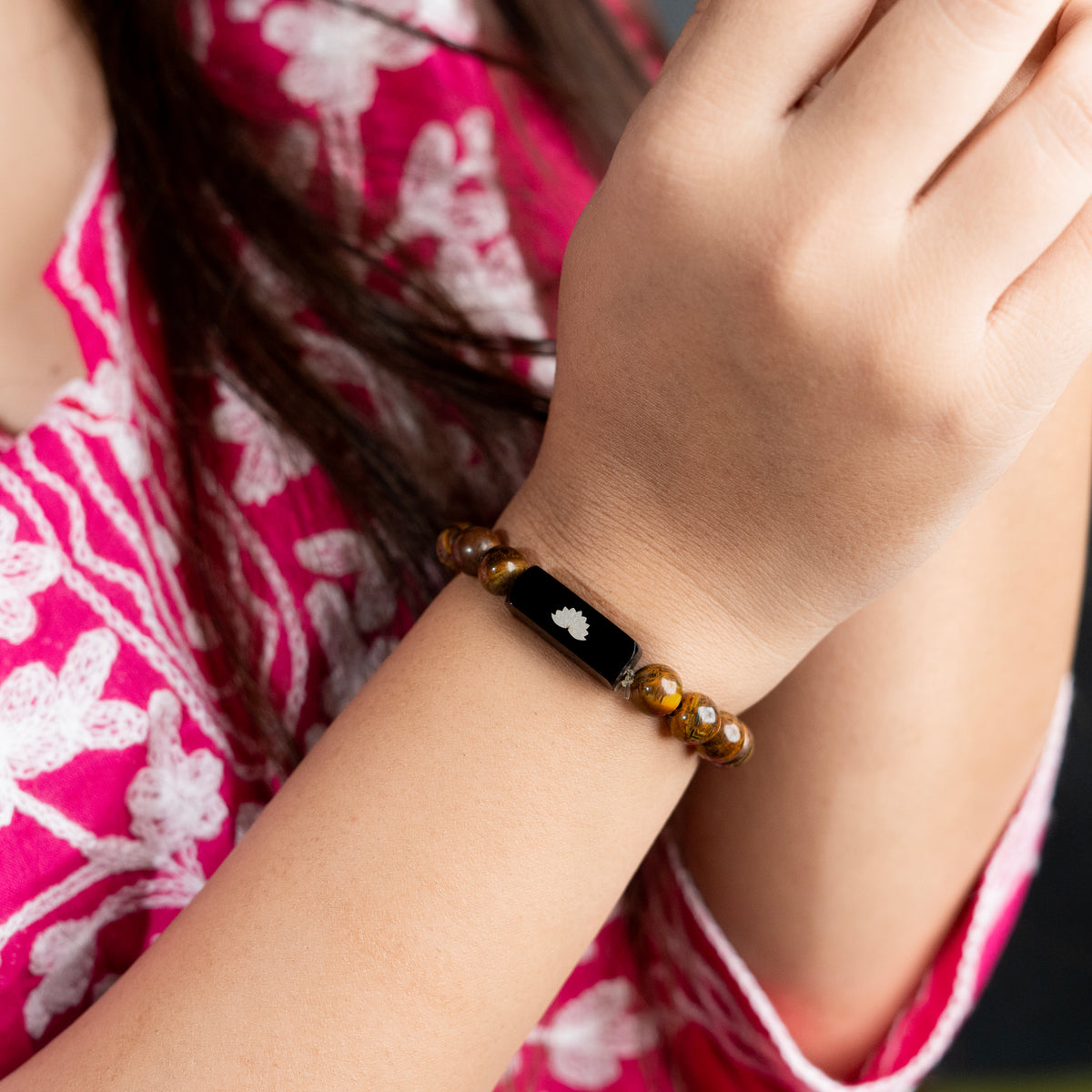 Golden Gaze Tiger Eye Bracelet